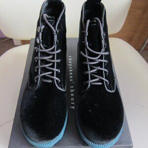 NEW Theory Theyskens Black Yasmin Boots Velvet Combat SIZE 37 US 7 Retail $465